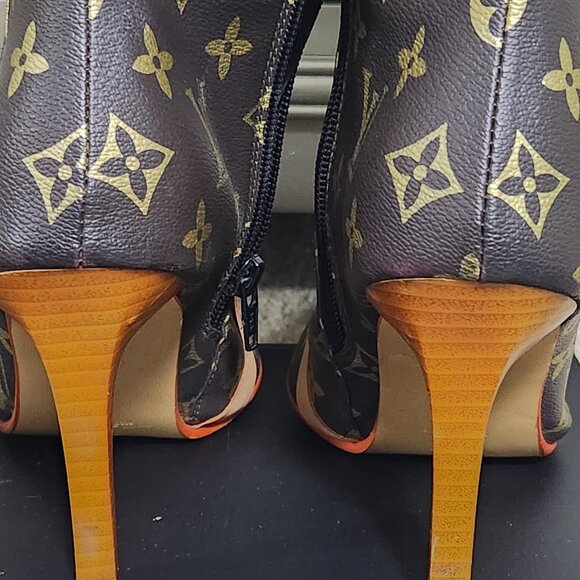 Louis Vuitton 3.5” Mid-High Boots Size 38 - Picture 6 of 11